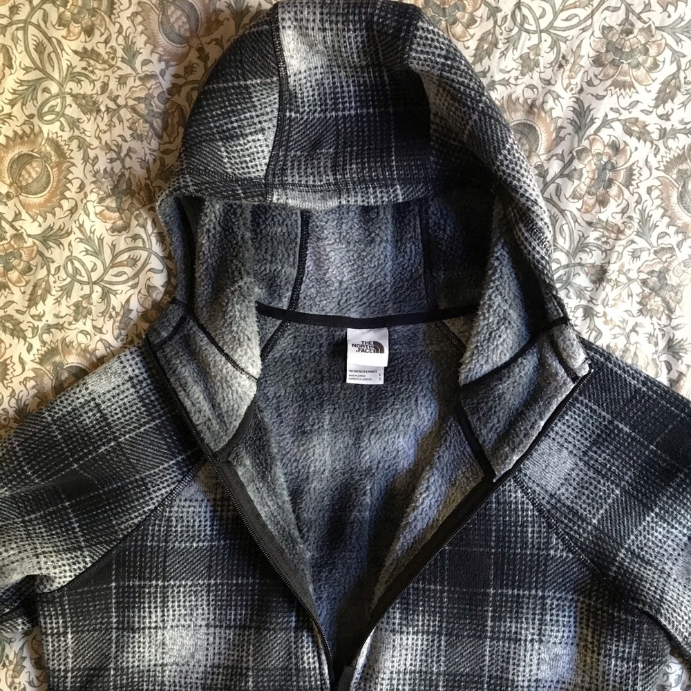 North Face half zip hoodie